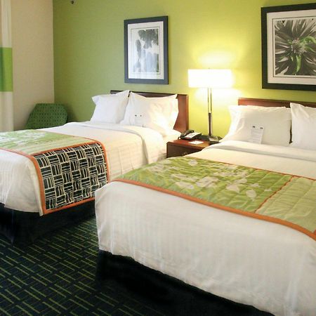 Fairfield Inn & Suites Hilton Head Island Bluffton Rum bild